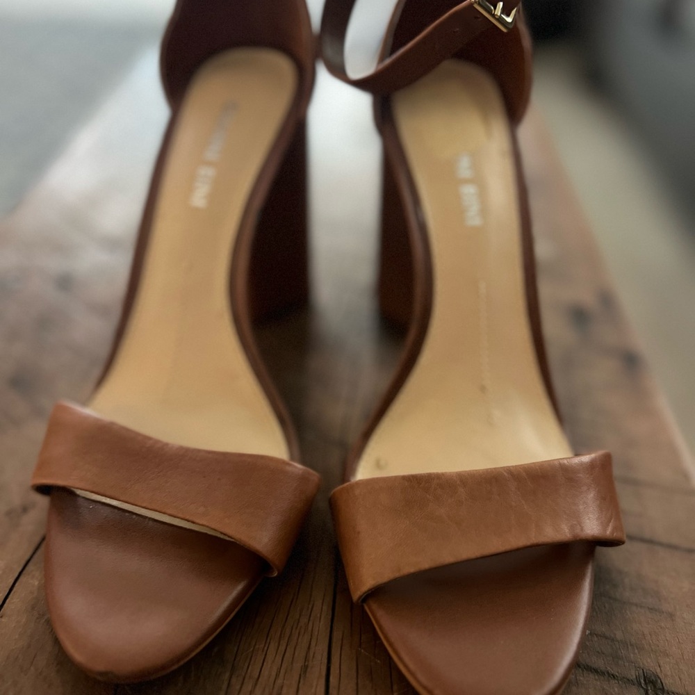 Gianni Bini Tan Brown Block Heel Sandals